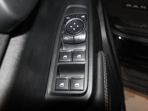 Used 2025 Ford Ranger XLT w/ Equipment Group 301A High AWD/4WD image 6