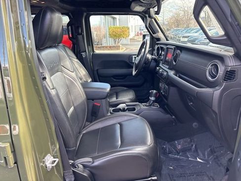 Used 2022 Jeep Wrangler Unlimited Sahara 4xe image 33