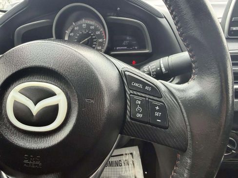 Used 2014 MAZDA MAZDA3 i Touring image 23