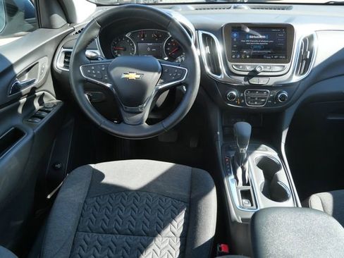 Used 2024 Chevrolet Equinox LT image 17