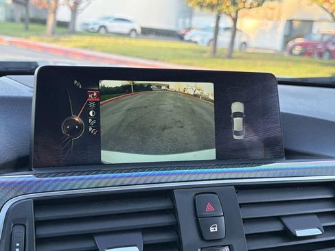 Used 2016 BMW M3 image 17