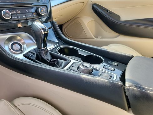 Used 2019 Nissan Maxima 3.5 SL w/ Floor Mat Group FWD image 29