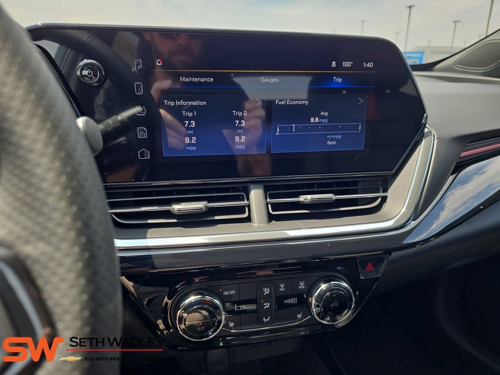New 2026 Chevrolet Trax RS w/ Driver Confidence Package FWD image 22