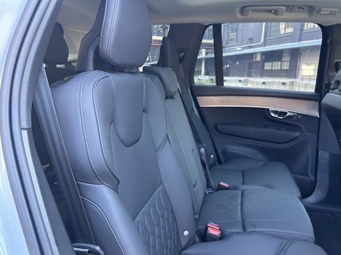 Certified 2025 Volvo XC90 B5 Plus image 18