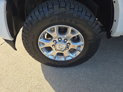 Used 2022 RAM 2500 Laramie AWD/4WD image 34
