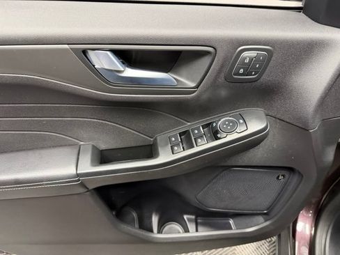 Used 2023 Ford Escape Active w/ Tech Pack #2 AWD/4WD image 15