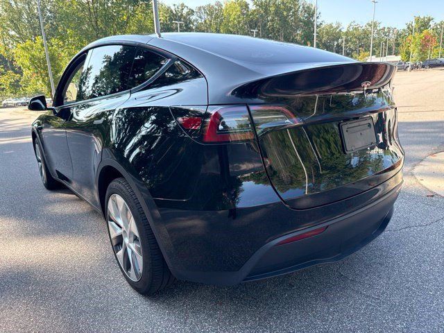 Used 2024 Tesla Model Y Long Range AWD/4WD image 7