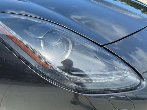 Used 2015 Jaguar F-TYPE R image 57