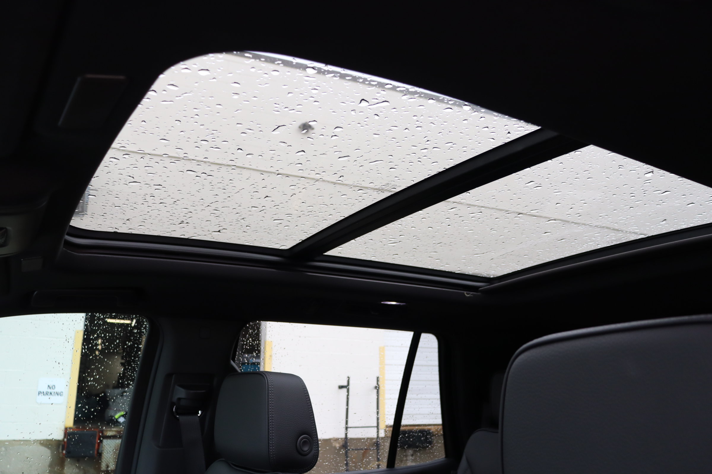New 2026 GMC Yukon Denali w/ Sun & Power Step Package AWD/4WD image 28