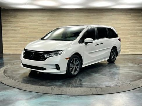 Used 2024 Honda Odyssey Touring image 5