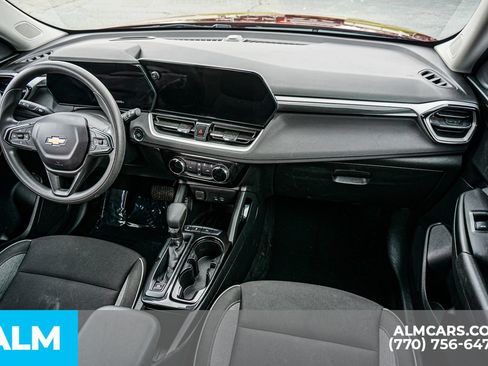 Used 2024 Chevrolet TrailBlazer LT FWD image 24