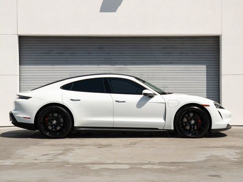 Certified 2024 Porsche Taycan RWD image 25