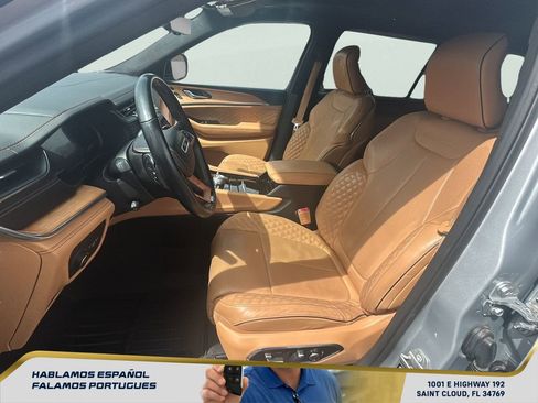 Used 2021 Jeep Grand Cherokee L Summit AWD/4WD image 16