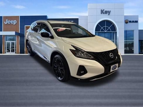 Used 2024 Nissan Murano SV w/ SV Midnight Edition Package AWD/4WD image 10