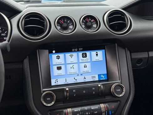Used 2016 Ford Mustang Shelby GT350 w/ Technology Package RWD image 25