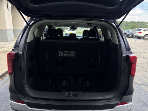 Used 2026 Kia Carnival FWD image 34