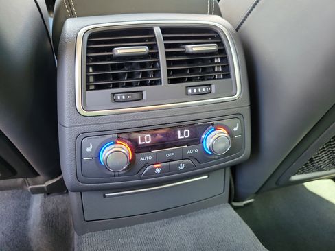 Used 2013 Audi S7 Prestige image 15