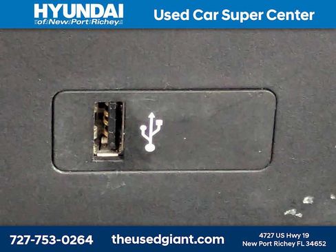 Used 2020 MINI Cooper 2-Door Hardtop FWD image 24