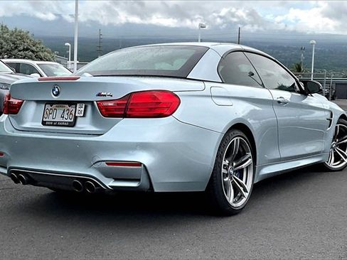 Used 2015 BMW M4 Convertible image 2