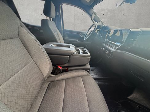 Used 2022 GMC Sierra 1500 Elevation image 27