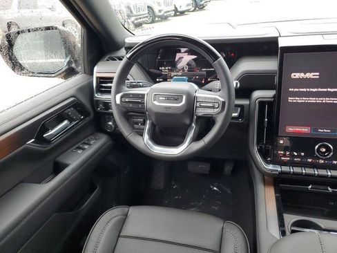 New 2026 GMC Yukon XL Denali w/ Denali Reserve Package AWD/4WD image 13