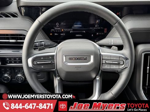 Used 2025 GMC Yukon Denali image 14