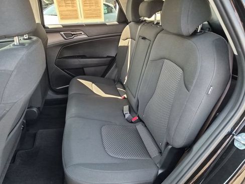 Used 2026 Kia Sportage LX FWD image 29