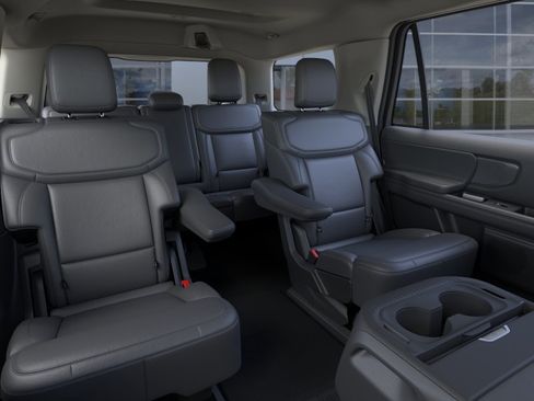 New 2026 Ford Expedition Active AWD/4WD image 11
