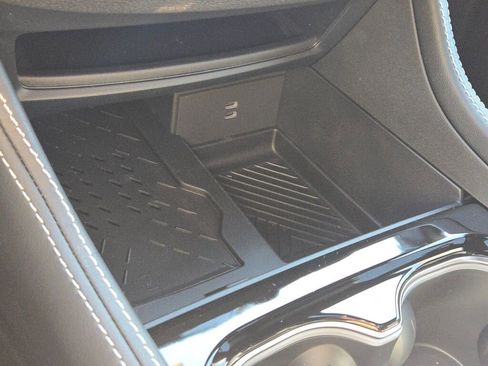 New 2026 Chrysler Pacifica Limited w/ S Appearance Package image 28