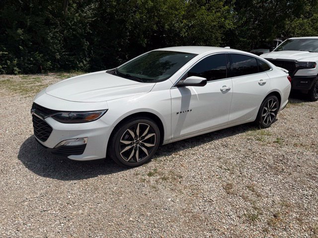 Used 2023 Chevrolet Malibu RS w/ LPO, Floor Liner Package FWD image 1