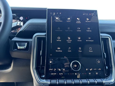 New 2026 GMC Yukon XL Denali w/ Denali Reserve Package image 23