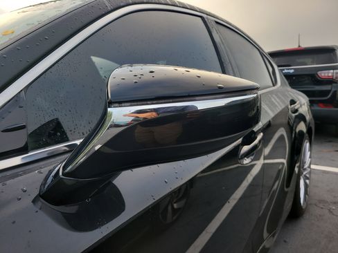 Used 2023 Lexus IS 300 IS 300 w/ Premium Package image 11