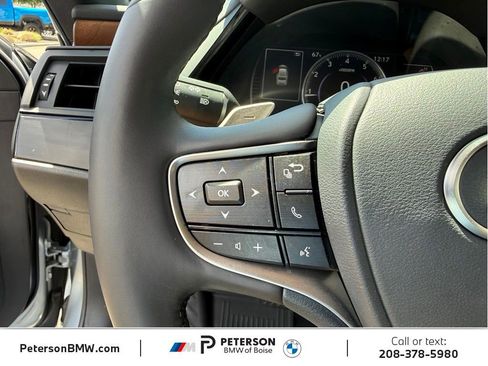 Used 2023 Lexus ES 250 w/ Premium Package AWD/4WD image 30