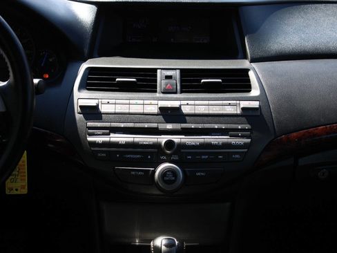 Used 2010 Honda Crosstour EX-L image 33