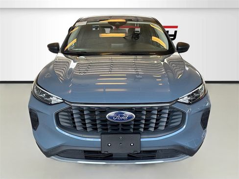 Used 2024 Ford Escape Active image 2