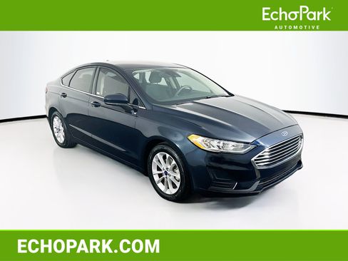 Used 2020 Ford Fusion SE FWD image 1