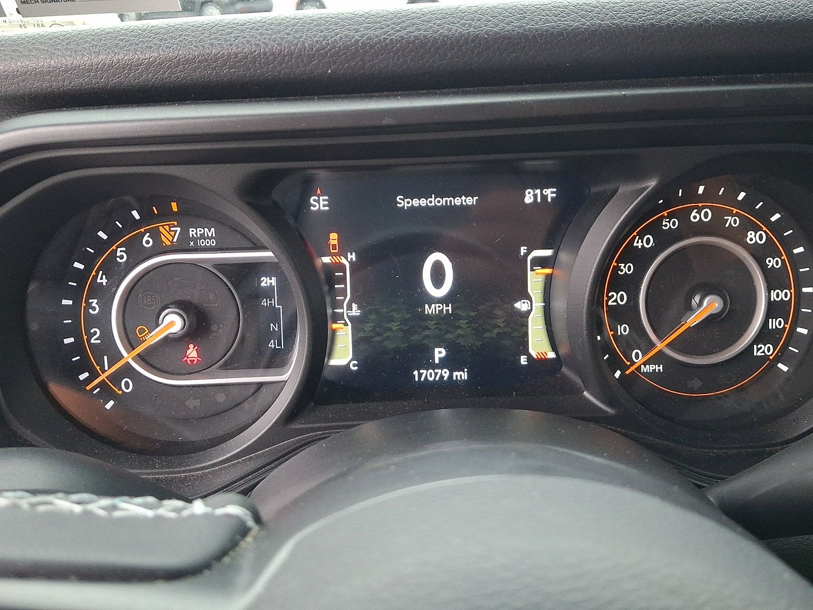 Used 2025 Jeep Gladiator Sport AWD/4WD image 17
