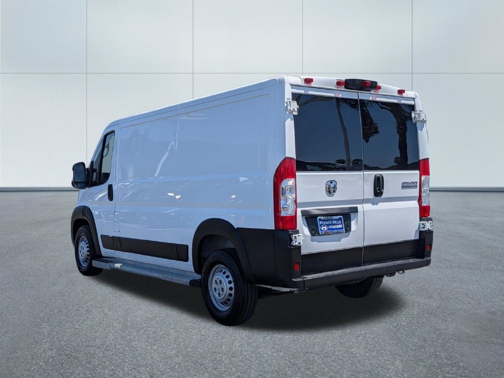 Used 2025 RAM ProMaster 2500 w/ U-Haul Equipment Group FWD image 4