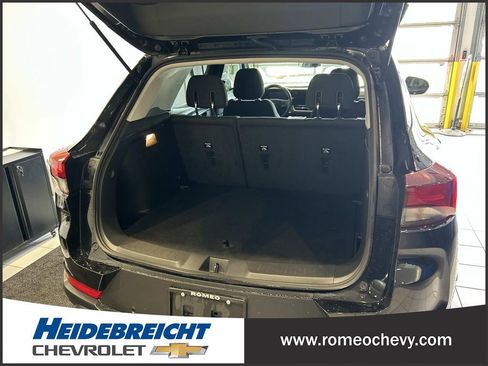 Used 2024 Chevrolet TrailBlazer LS w/ LS Convenience Package AWD/4WD image 15