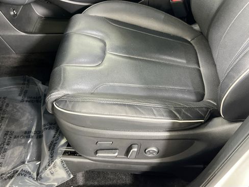 Used 2023 Hyundai Palisade Limited AWD/4WD image 19
