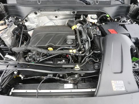 Used 2024 Chevrolet Trax RS w/ Driver Confidence Package image 20