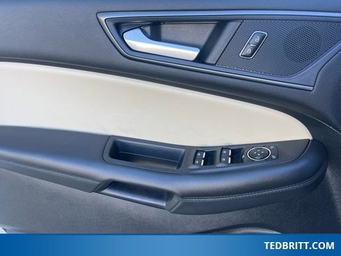 Certified 2024 Ford Edge SE image 39