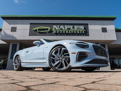 Used 2025 Bentley Continental GT Speed image 23