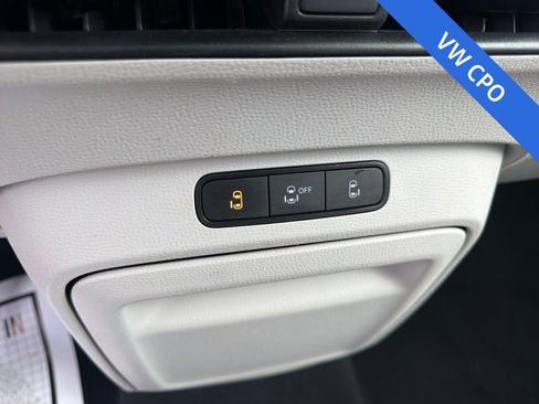 Certified 2025 Volkswagen ID. Buzz 1st Edition AWD/4WD image 19