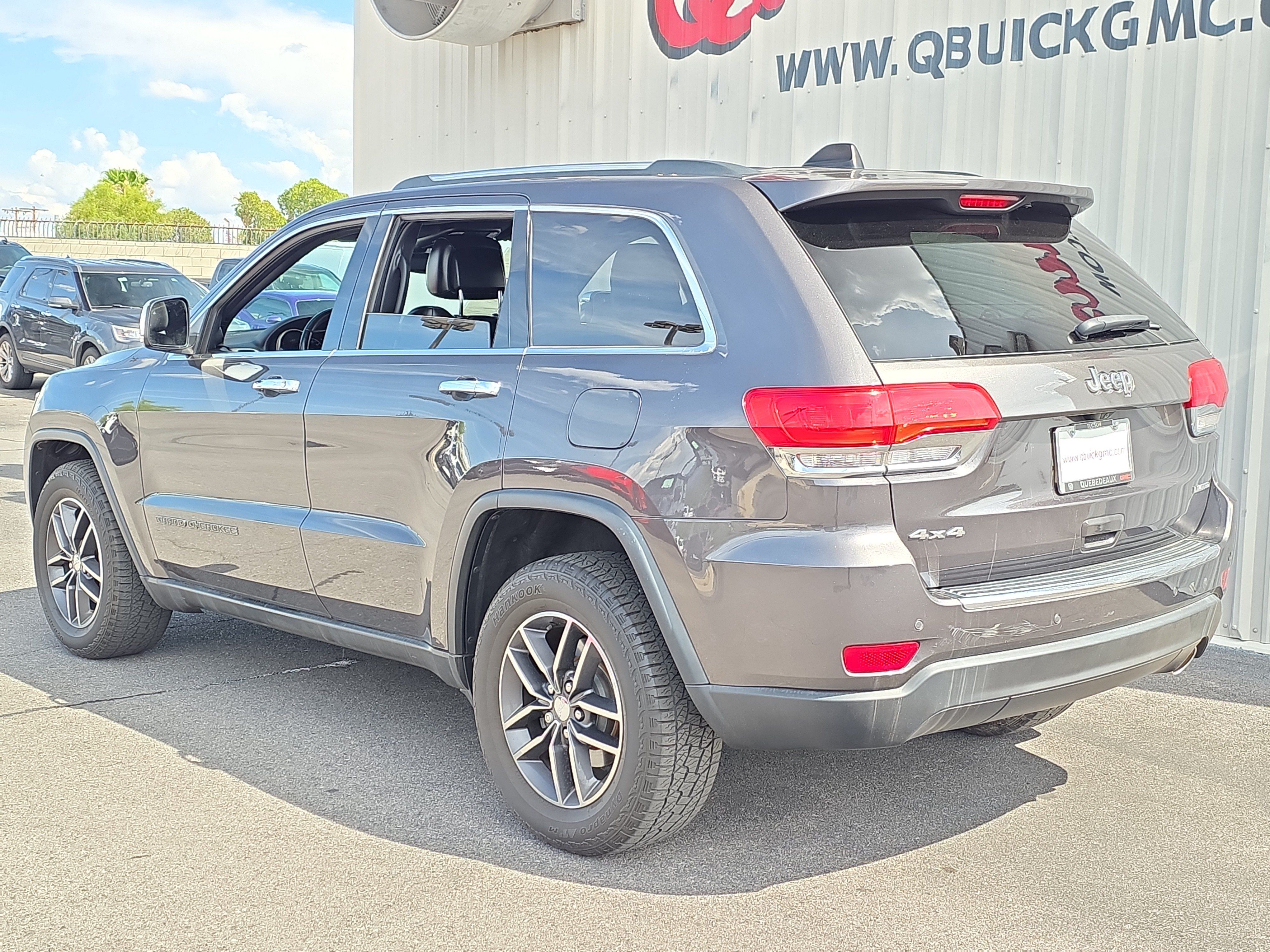 Used 2017 Jeep Grand Cherokee Limited AWD/4WD image 5