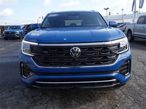 New 2025 Volkswagen Atlas Cross Sport SEL Premium R-Line image 9