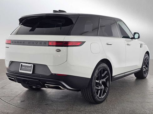 Used 2023 Land Rover Range Rover Sport SE AWD/4WD image 5