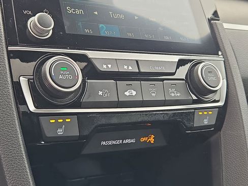Certified 2019 Honda Civic EX image 18