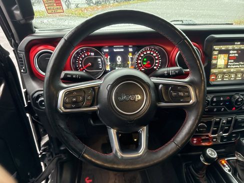 Used 2019 Jeep Wrangler Unlimited Rubicon image 31