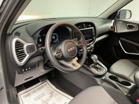 Used 2024 Kia Soul LX w/ Option Group 015 image 13